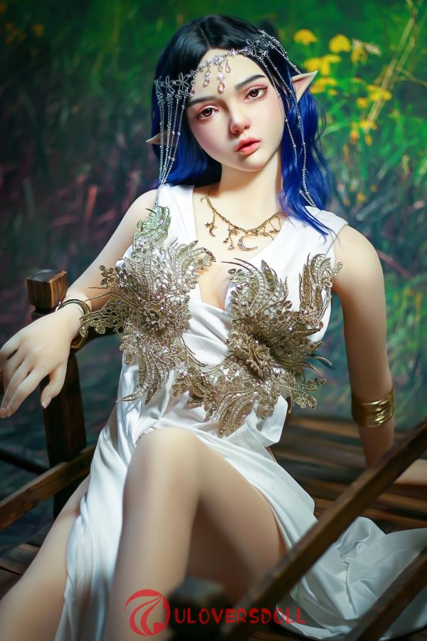 Beautiful Love Doll