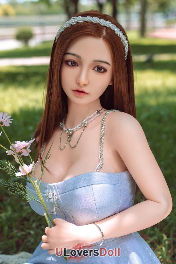 Luxurious Artificial Mouth Sex Doll