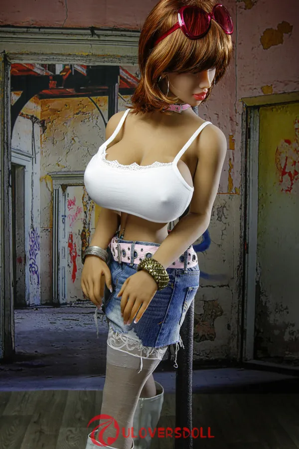 realistic silicone dolls