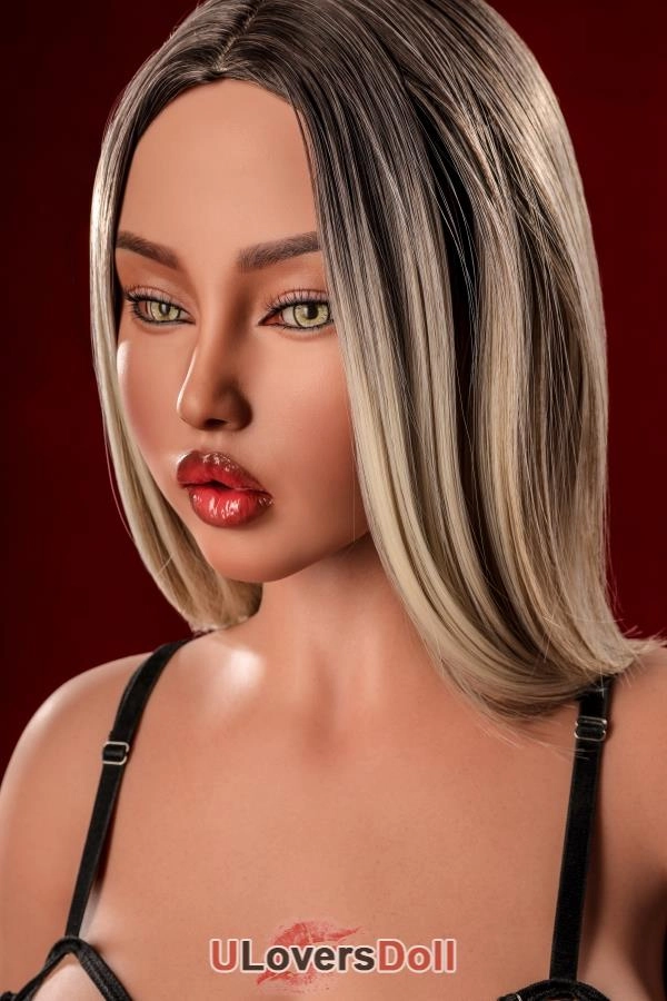 American E-cup Doll