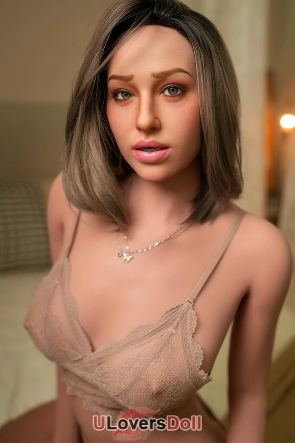 sex doll Dolores