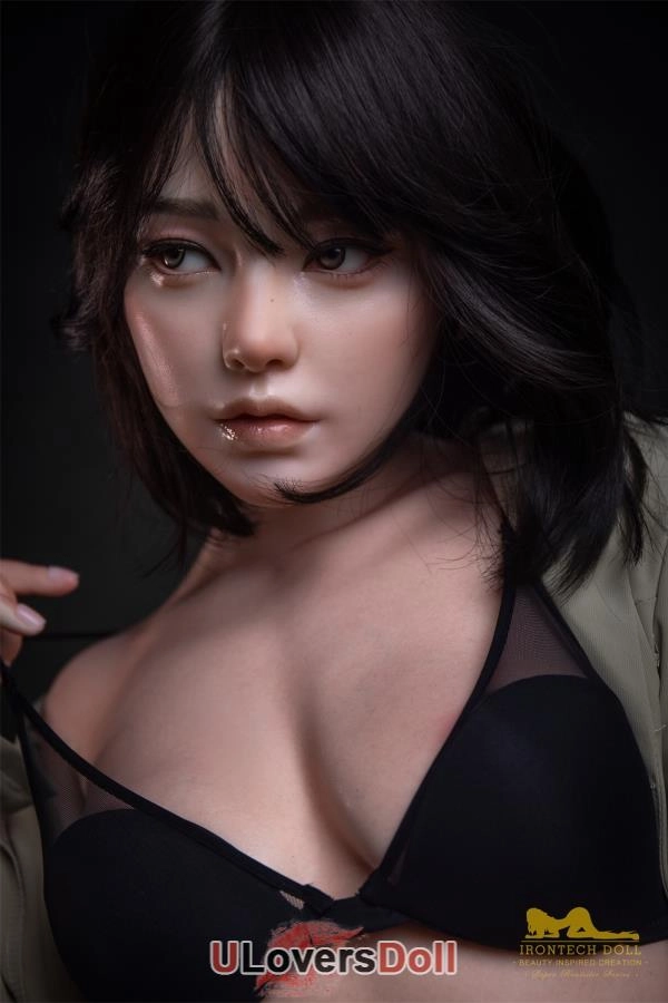 Japanese Silicone Dolls