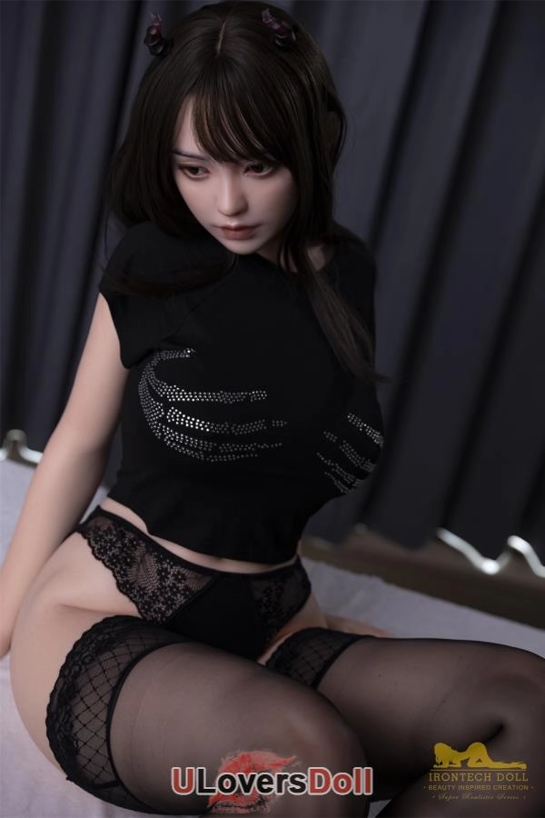Busty Sex Doll