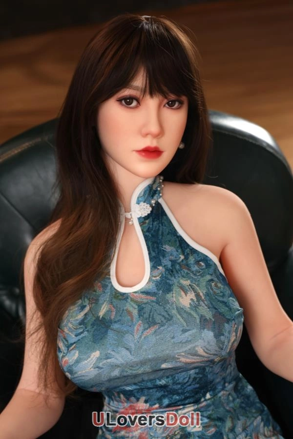 Chinese Silicone Head Love Doll