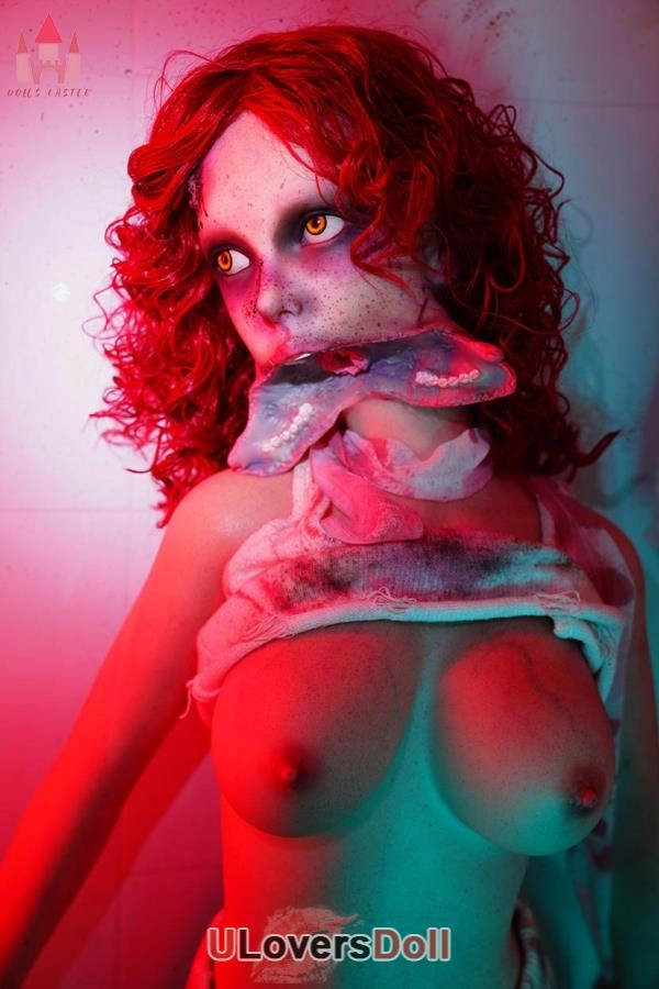 Fantasy D-cup Doll
