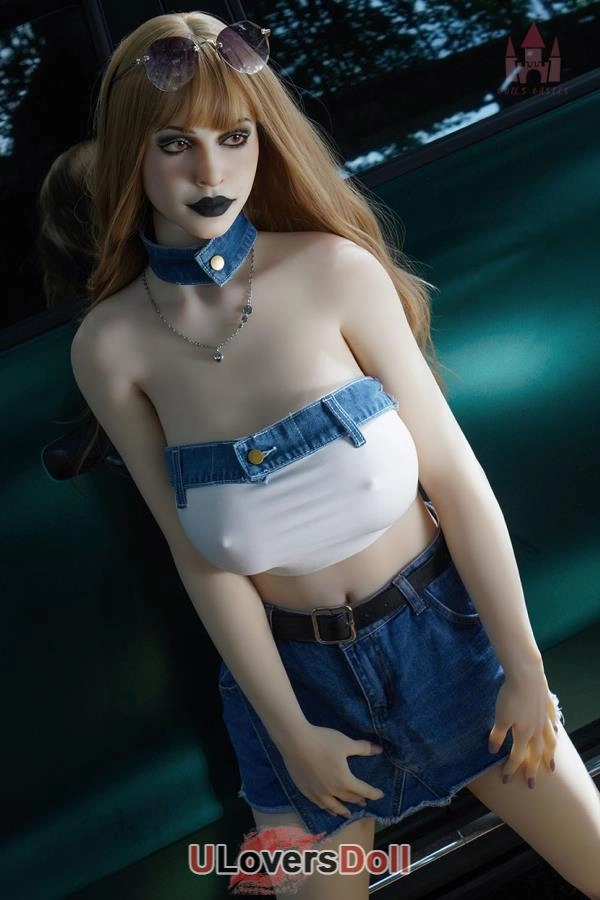 Big Titties TPE Doll