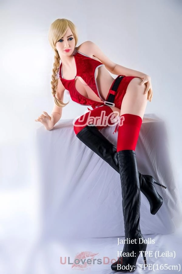 Jarliet Medium Breast Fuck Doll