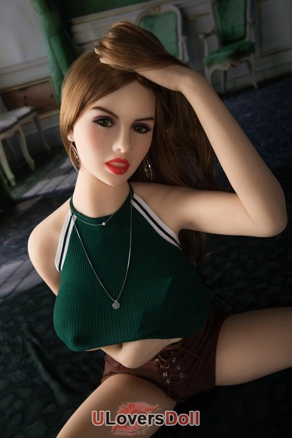 Luxurious Love Dolls