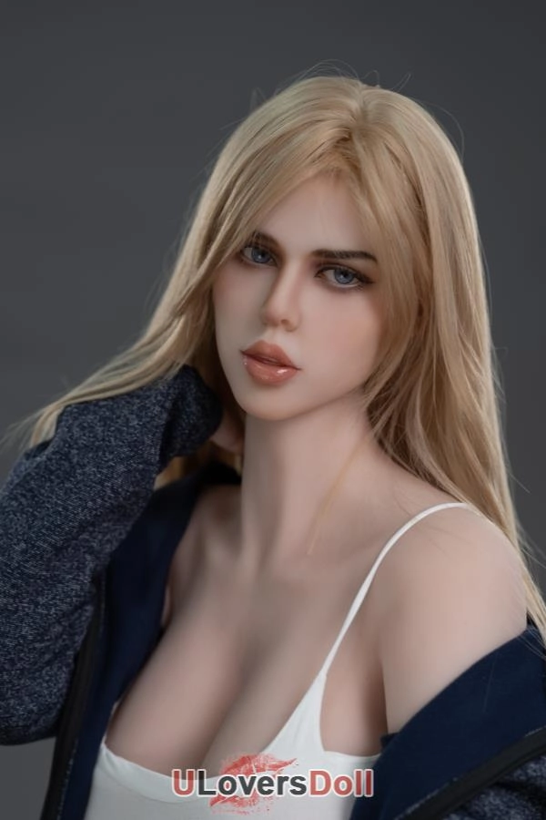 Gigantic Tits 166cm Doll