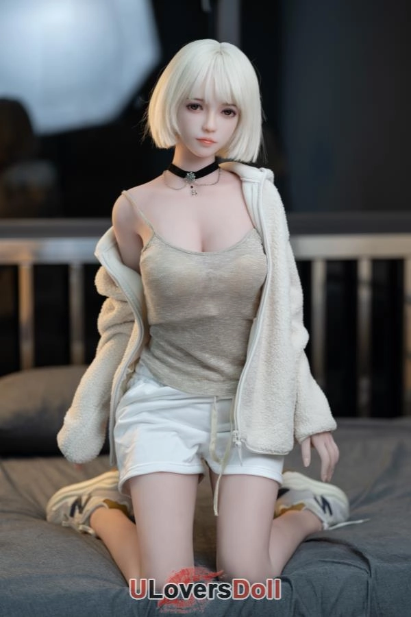 Big Boobs Love Doll