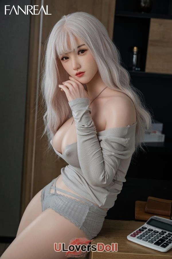 Huge Boobs USA Dolls