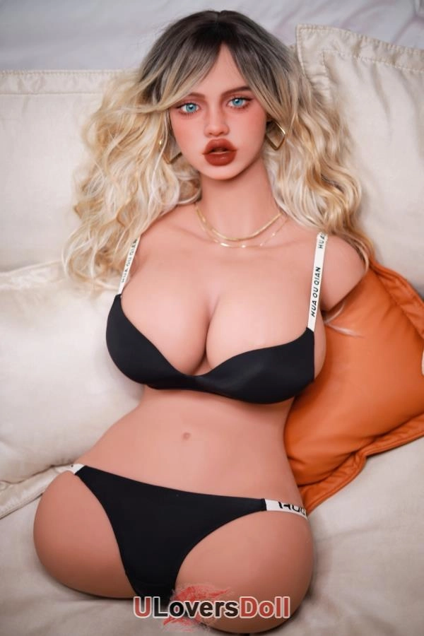 I Cup Fire Love Dolls