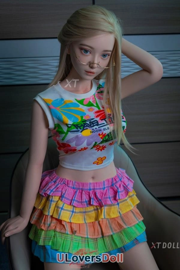 XT Medium Boobs Adult Dolls