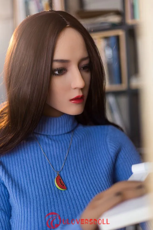 realistic silicone dolls