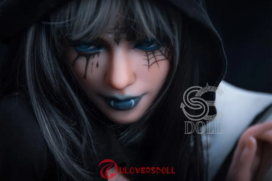 She-devil Love Doll