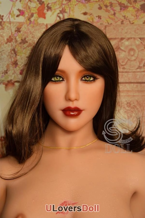 Luxurious Love Doll