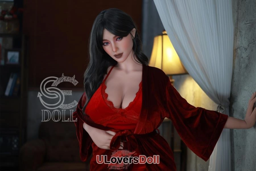 SE Luxury Real Dolls