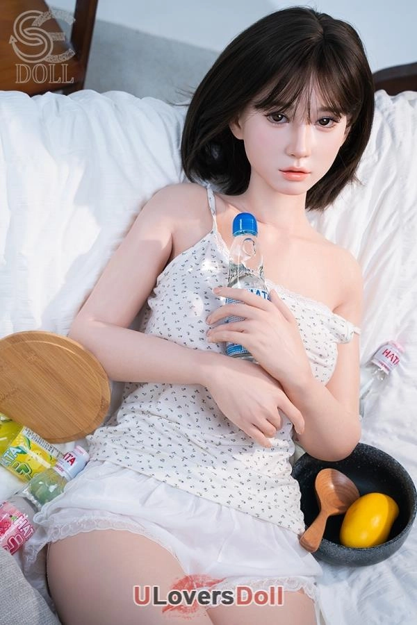 Small Boobs Asian Sex Doll