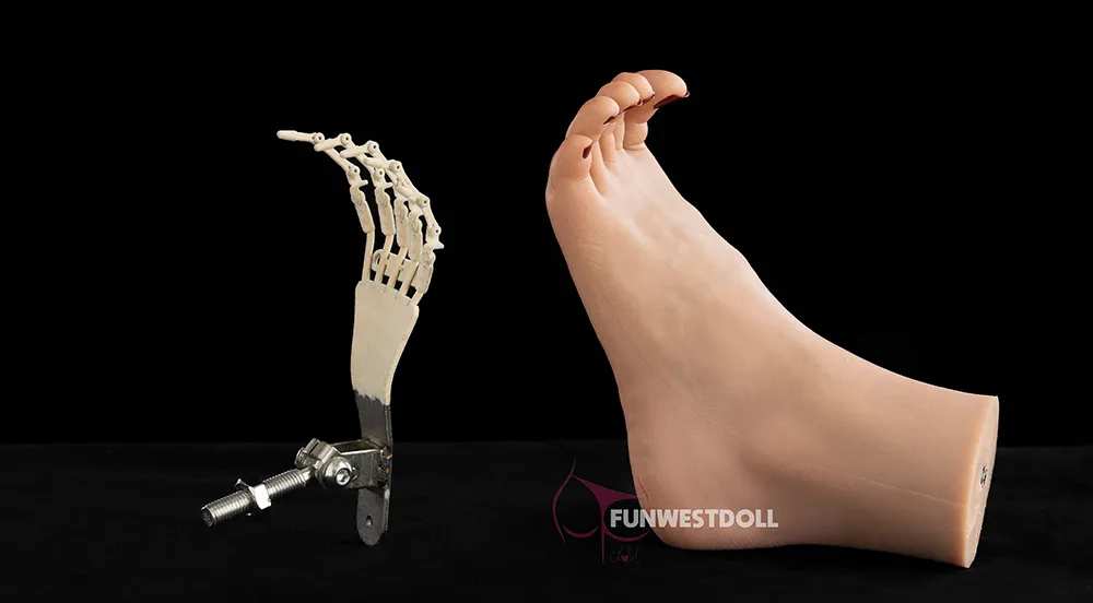 Articulated Toes