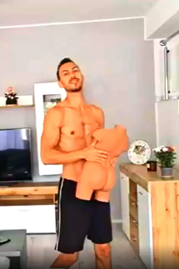 Internet celebrities and Sexy sex dolls