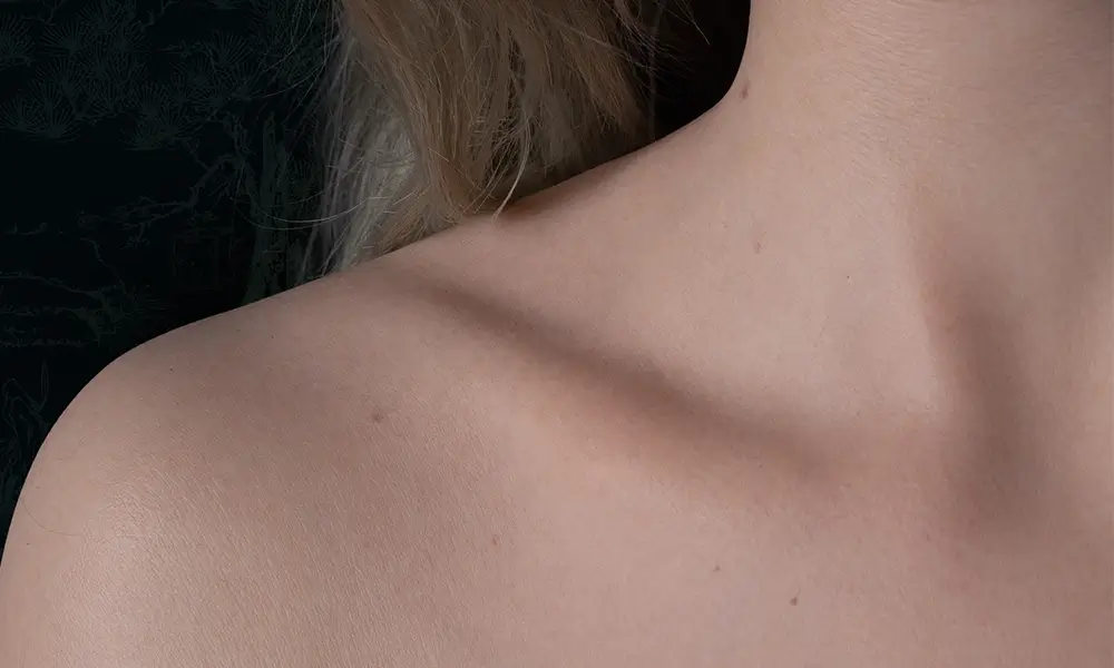 collarbones