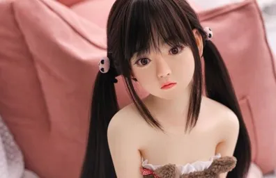 Very Cute Girl Love Doll Xiaohua