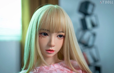 Small Tits Nude Doll